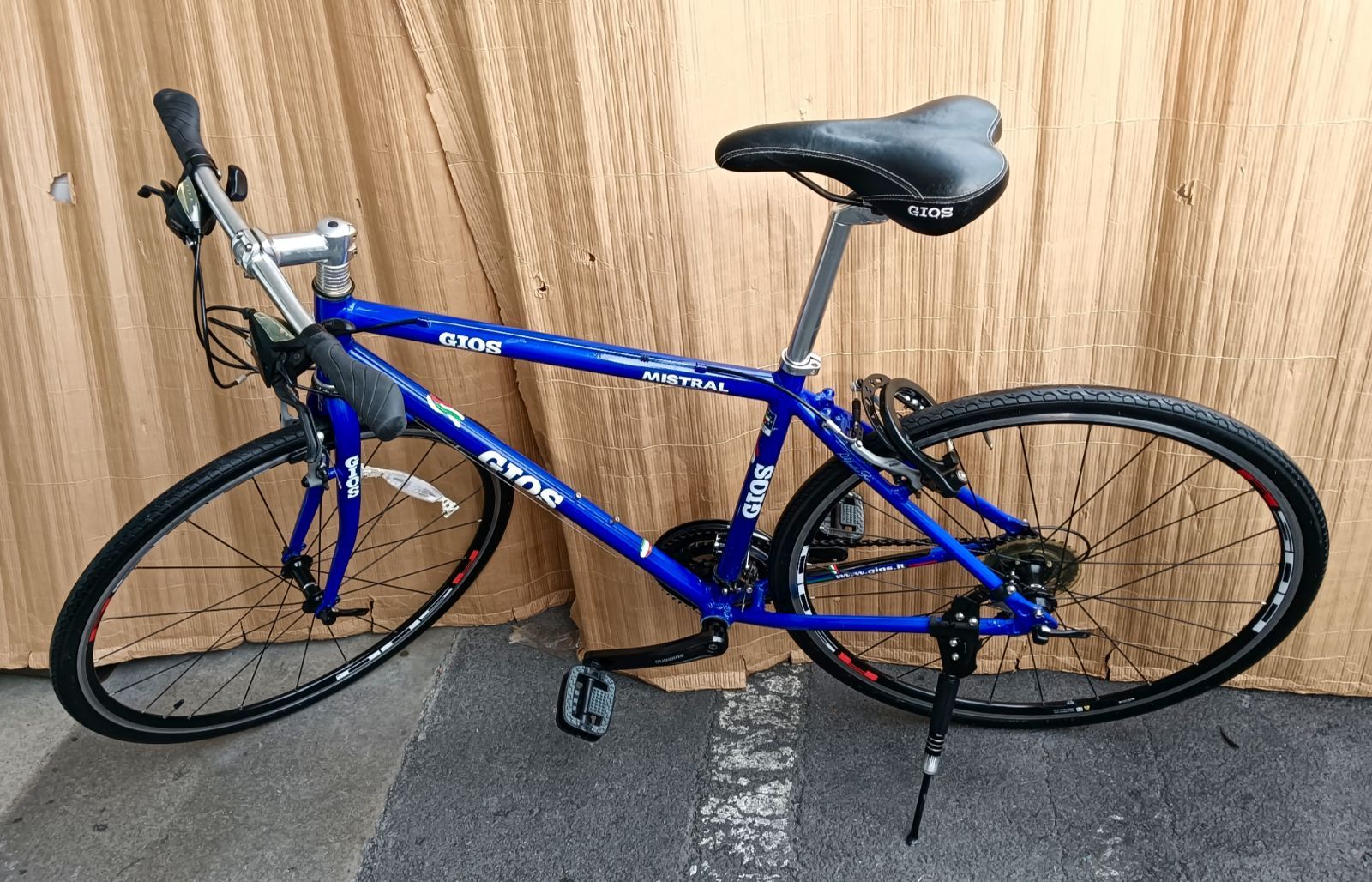 引取限定] 美品！GIOS MISTRAL ジオス ミストラル 2024年モデル GIOS