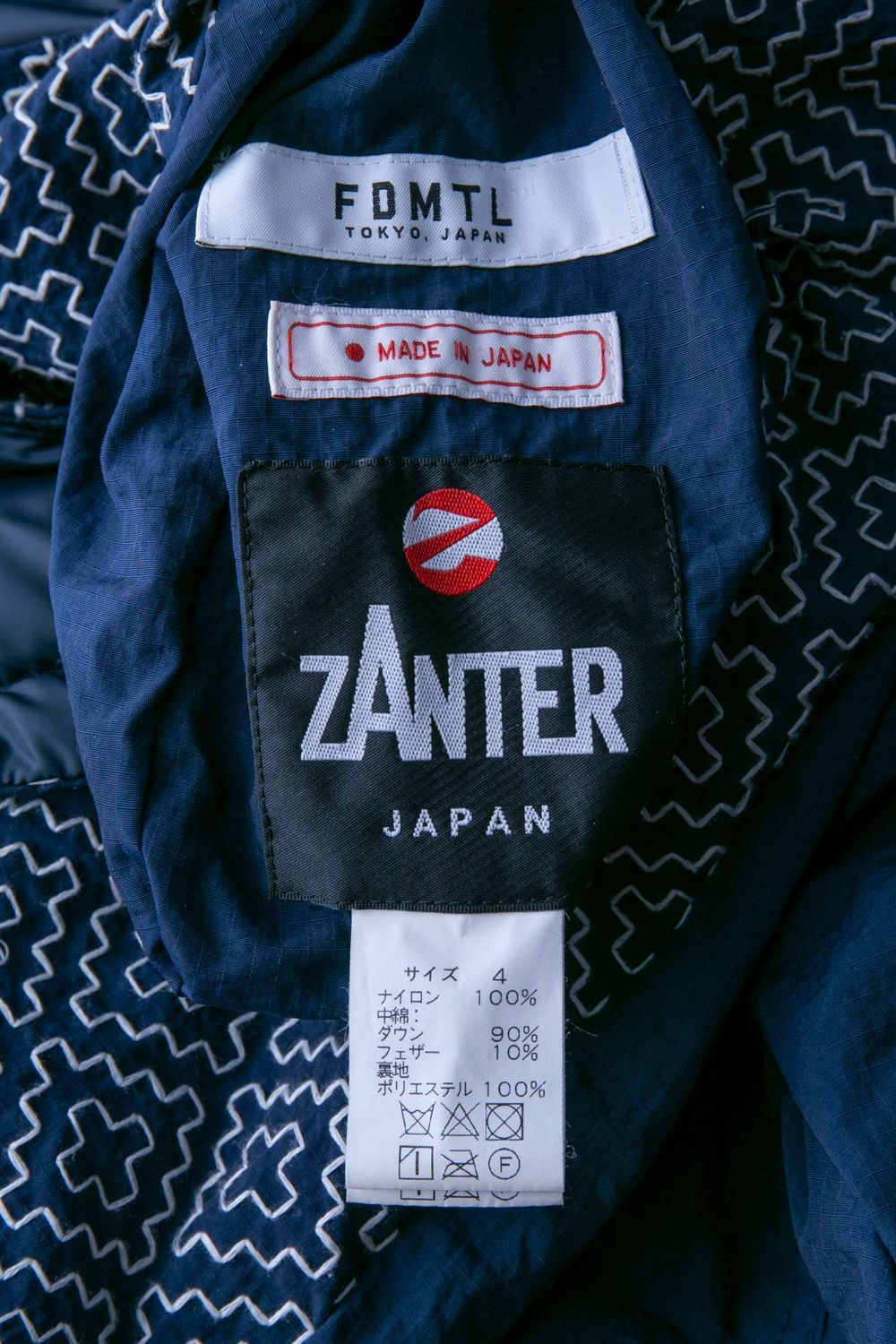 FDMTL ファンダメンタル REVERSIBLE SASHIKO DOWN JACKETザ