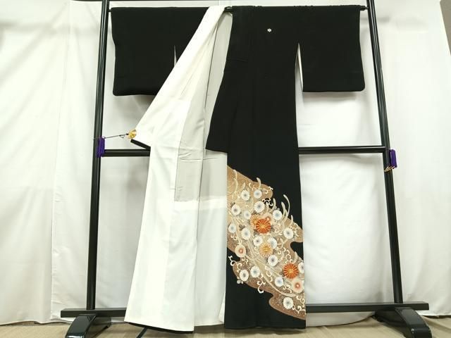 ◾️豪華絢爛、振袖フルセット牡丹紋、枝垂れ藤紋、金彩加工、黒地、 正絹 美品 名品 刺繍柄の正絹江戸妻 未仕立 江戸褄 正絹黒留袖 豪華な柄 在庫