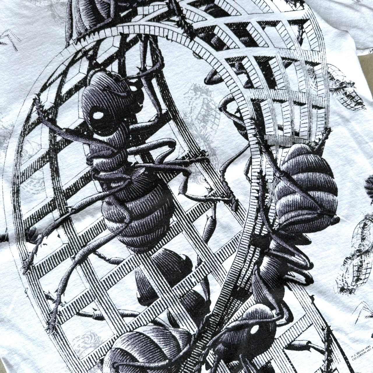 M.C. escher エッシャー 蟻 ant tシャツ 総柄 ANDAZIAアートt