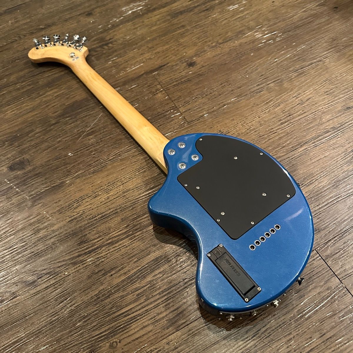 Fernandes DEGI-ZO Electric Guitar エフェクター内蔵 エレキ
