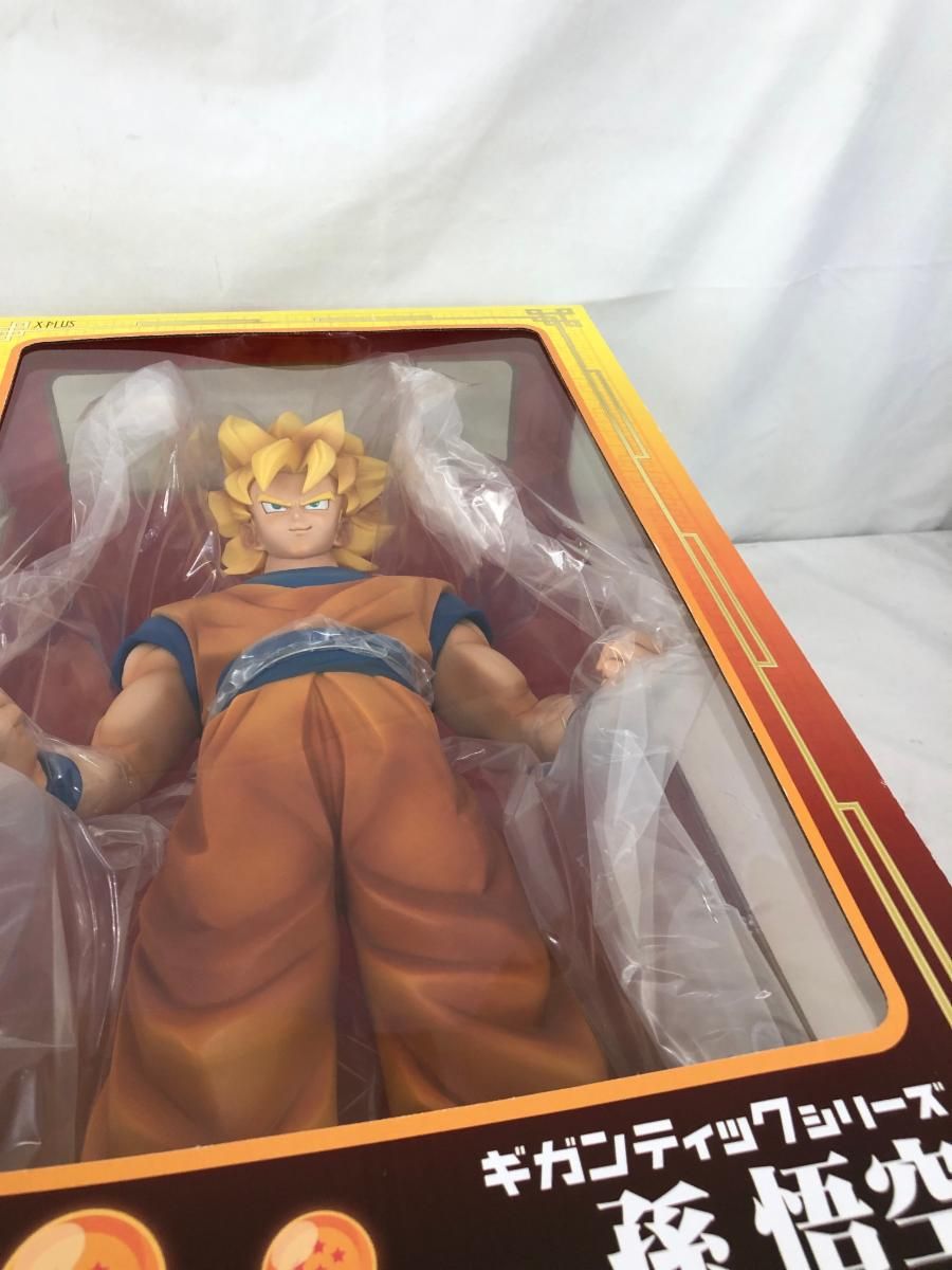 ♪【未開封】ギガンティックシリーズ 孫悟空 スーパーサイヤ人（1/4スケールPVC製塗装済み完成品一部組立て式）＊同梱不可 ♪【未開封】ギガンティックシリーズ 孫悟空 スーパーサイヤ人
