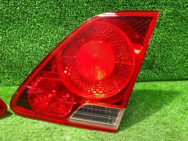 18系 ゼロクラウン アスリートテールランプ 美品 GRS180 GRS181 GRS182 