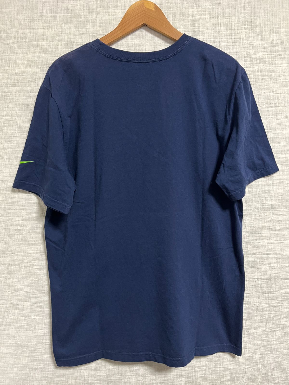 未開封　NIKE NFL シアトルシーホークス　Tシャツ　3XL NFL シアトルシーホークス 古着Tシャツ ラッセル・ウィルソン L