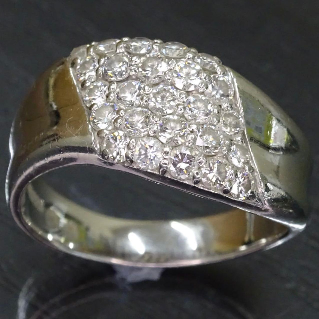 プラチナ pt900 三越ジュエリー 天然ダイヤモンド 1.00ct 幅広 