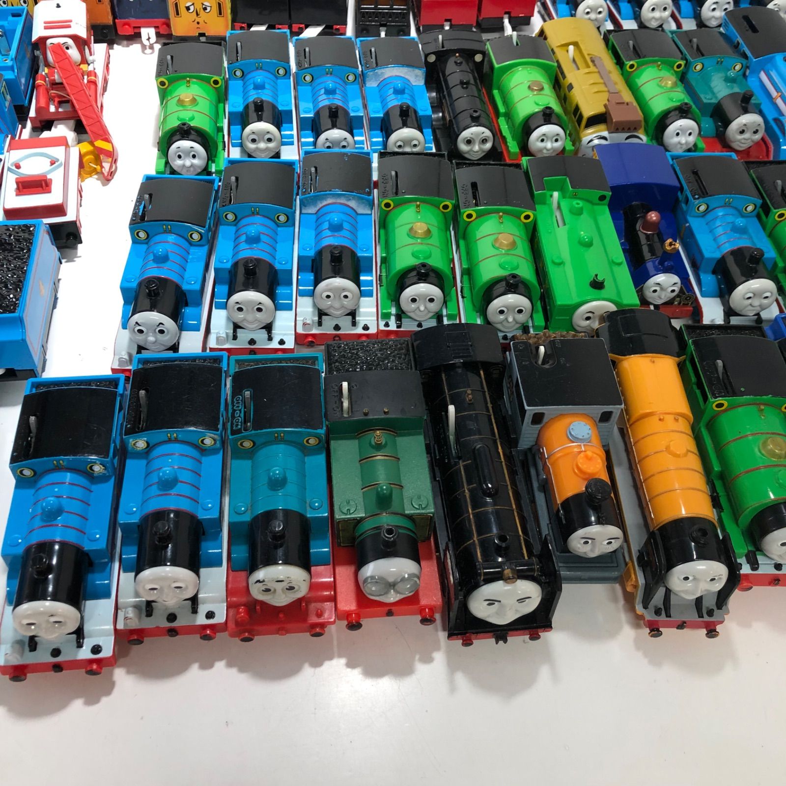 品質は非常に良い トーマス プラレール TOMY 機関車トーマス 列車