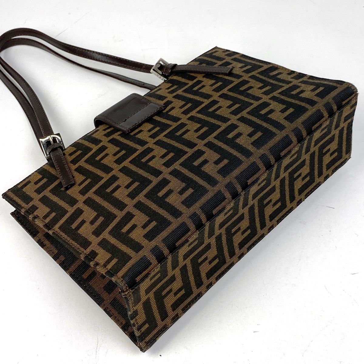 FENDI フェンディ ズッカ柄 ハンドバッグ キャンバス レディース [中古]