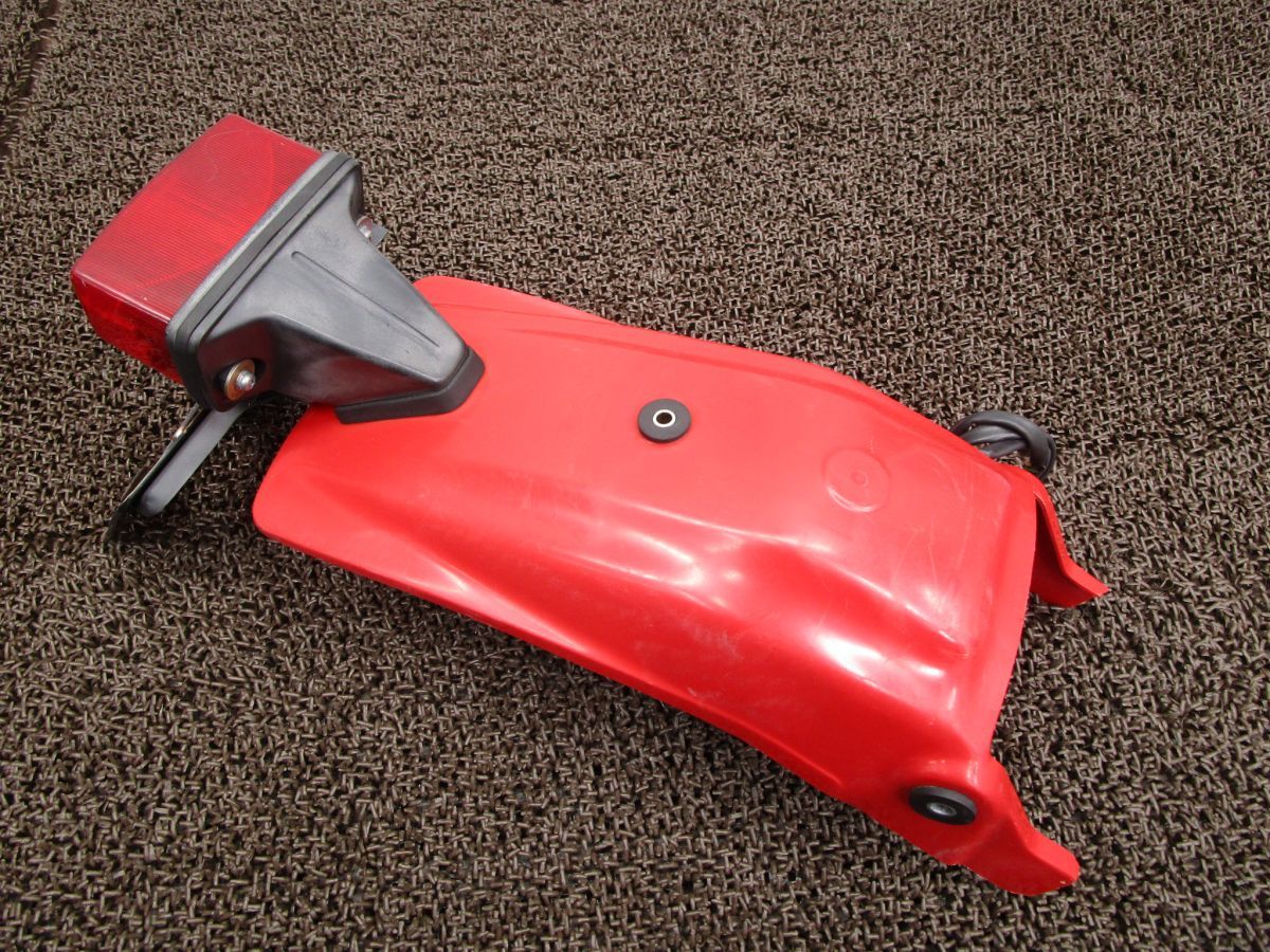 XL200R リアフェンダー テールランプ □A6081 MD06 ホンダ MD06E キャブ車