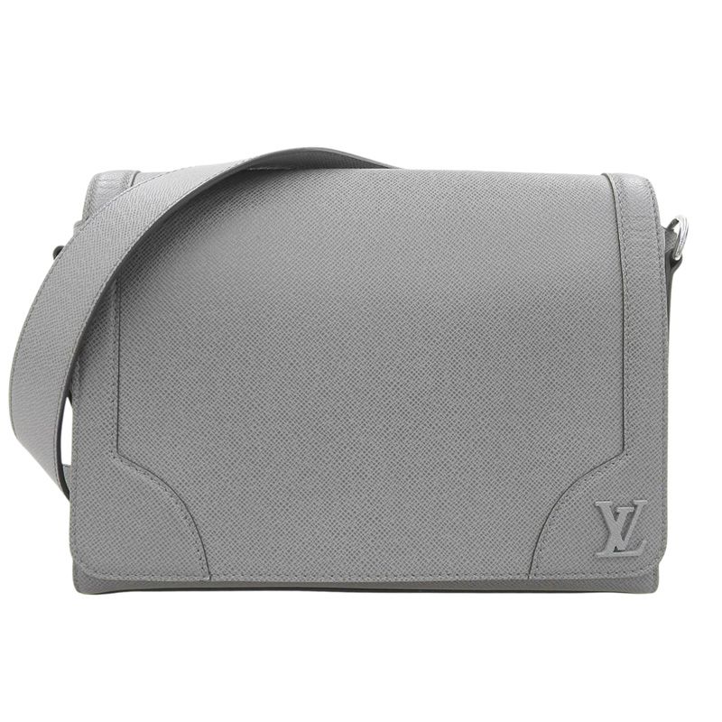 ルイヴィトン タイガ　ショルダー　メッセンジャー ルイヴィトン LOUIS VUITTON タイガ ニューフラップ