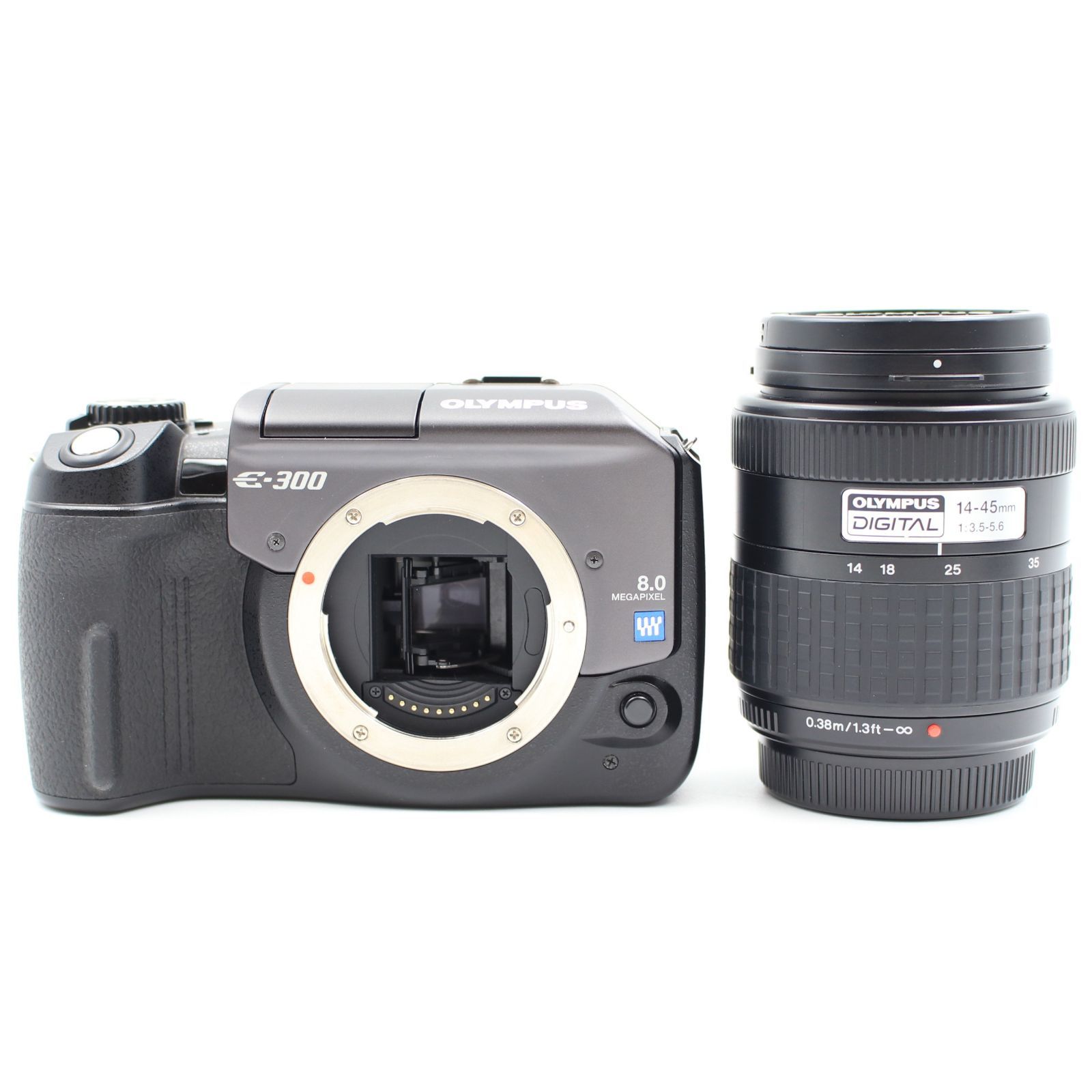 OLYMPUS E-300
