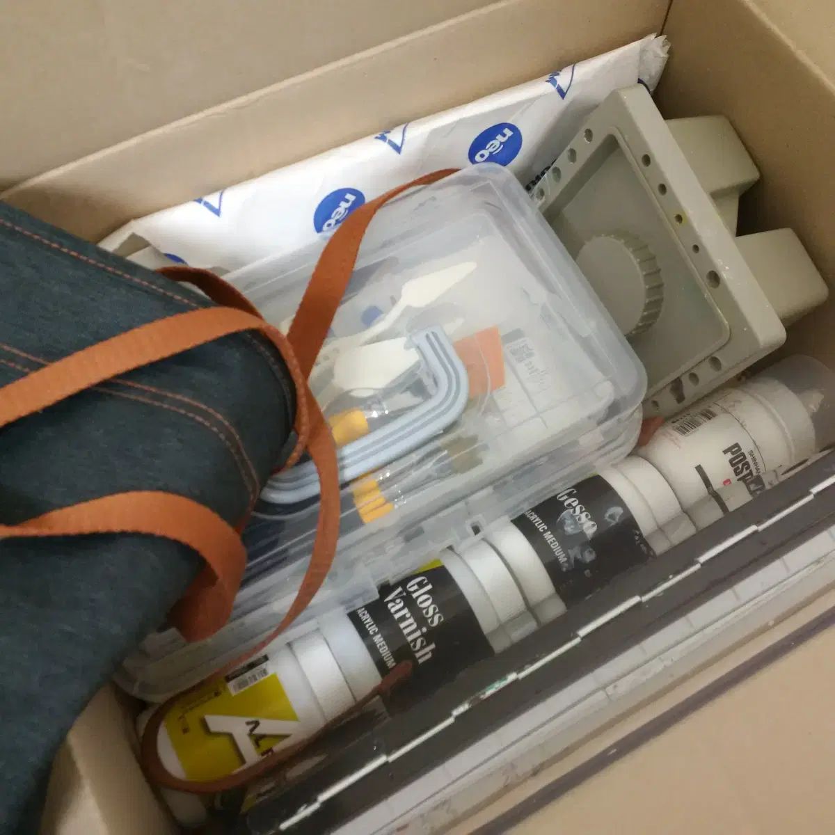 受験美術用品 彫刻科 Face the Sun CARAT盤 水彩材料 バックドロップペインティング 水彩 人体ドローイング図書 まとめ