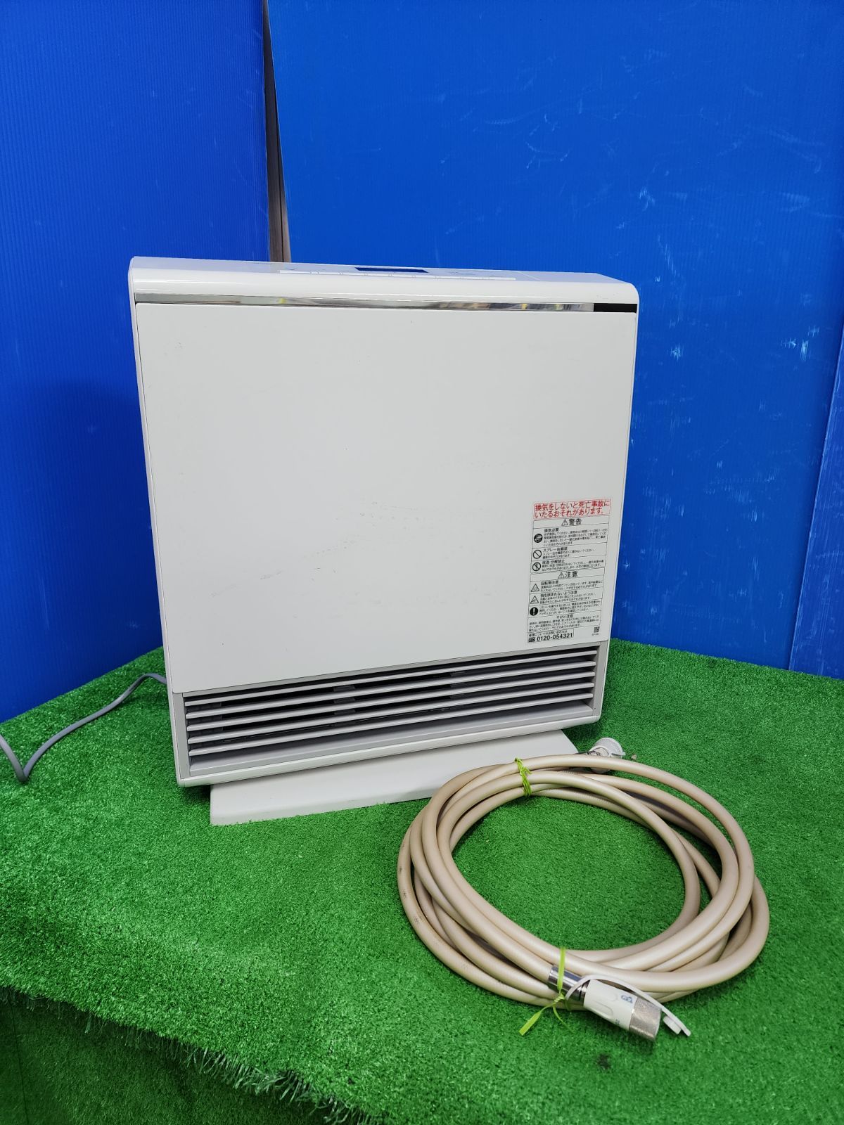 Z456 リンナイ都市ガス用ガスファンヒーター RC-A4401NP-MW 製 保証付き 2510