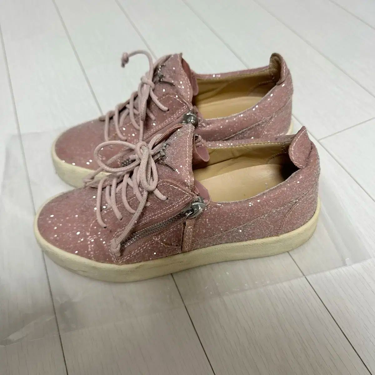 GIUZEPPE ZANOTTI - ジュゼッペザノッティ GIUSEPPE ZANOTTI