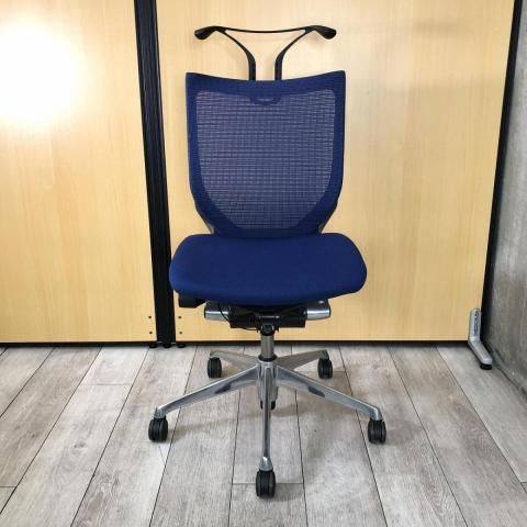 オカムラ okamura