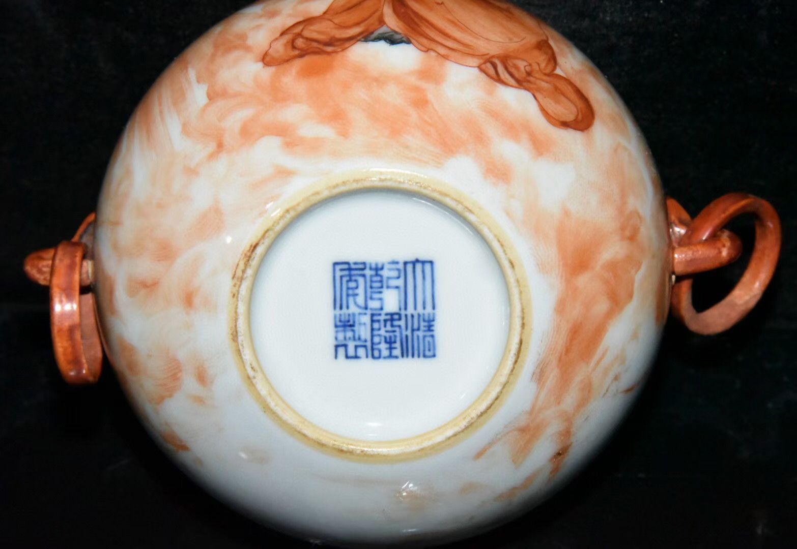 旧家蔵出し 大清乾隆年製 紅釉 人物故事紋 獣頭筆洗 古