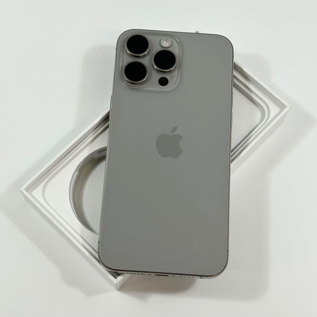 【美品】iPhone15 ブラック 256GB SIMフリー（シャッター音なし） 2025年最新】iPhone15 pro 256 シャッター音の人気アイテム