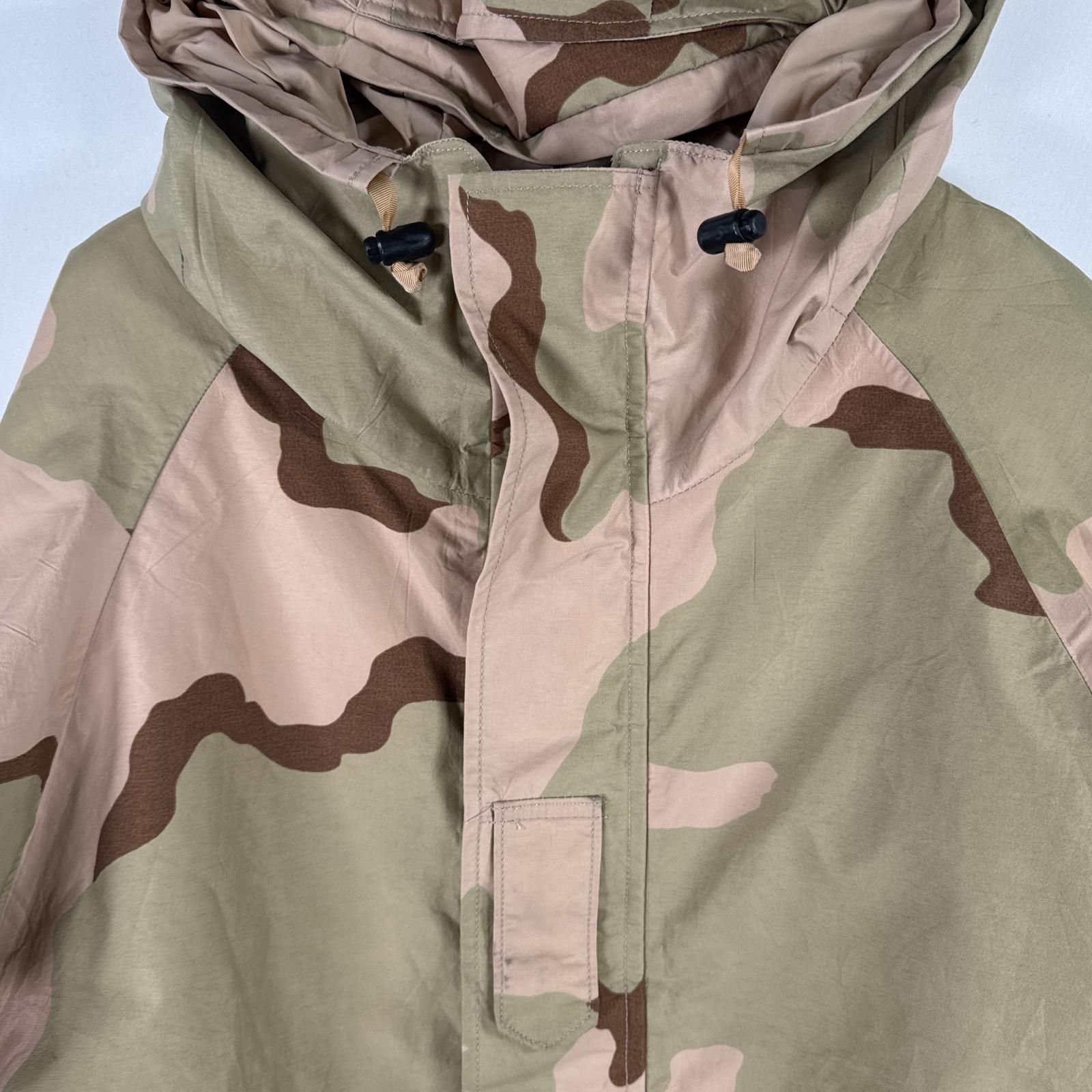 タグ付き 注文 実物 ECWCS ゴアテックス パーカー デザートカモ