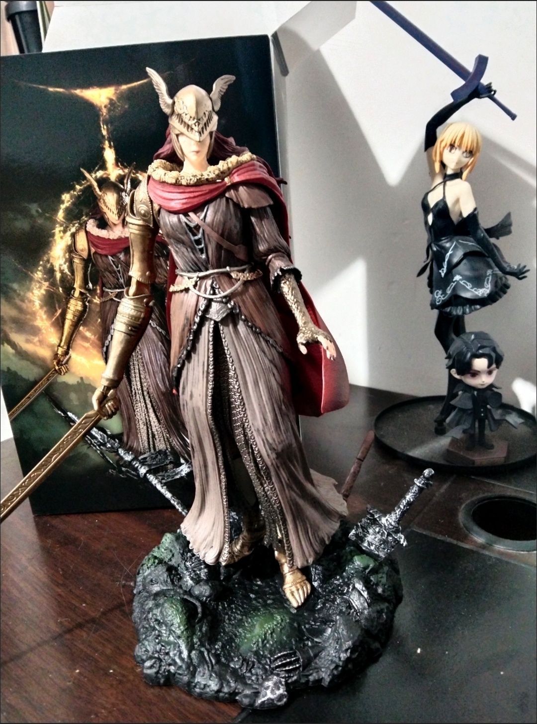 フィギュア
