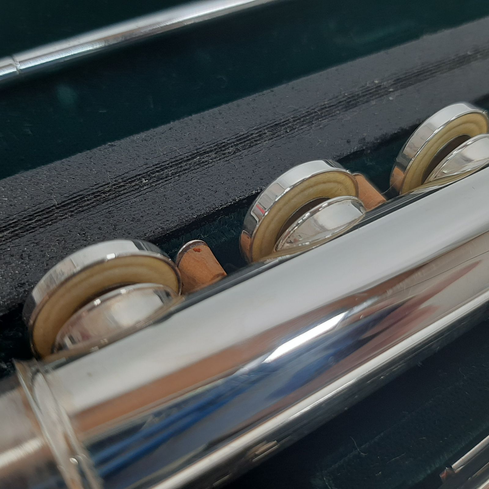 シルバー ハードケース付き