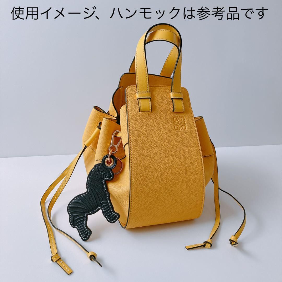 LOEWE バックチャームキーホルダー LOEWE ロエベ バッグチャーム キーホルダー レザー レディース
