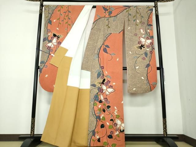 平和屋着物 豪華振袖 駒刺繍 舞蝶花文 金彩 正絹 DAAX5000ps