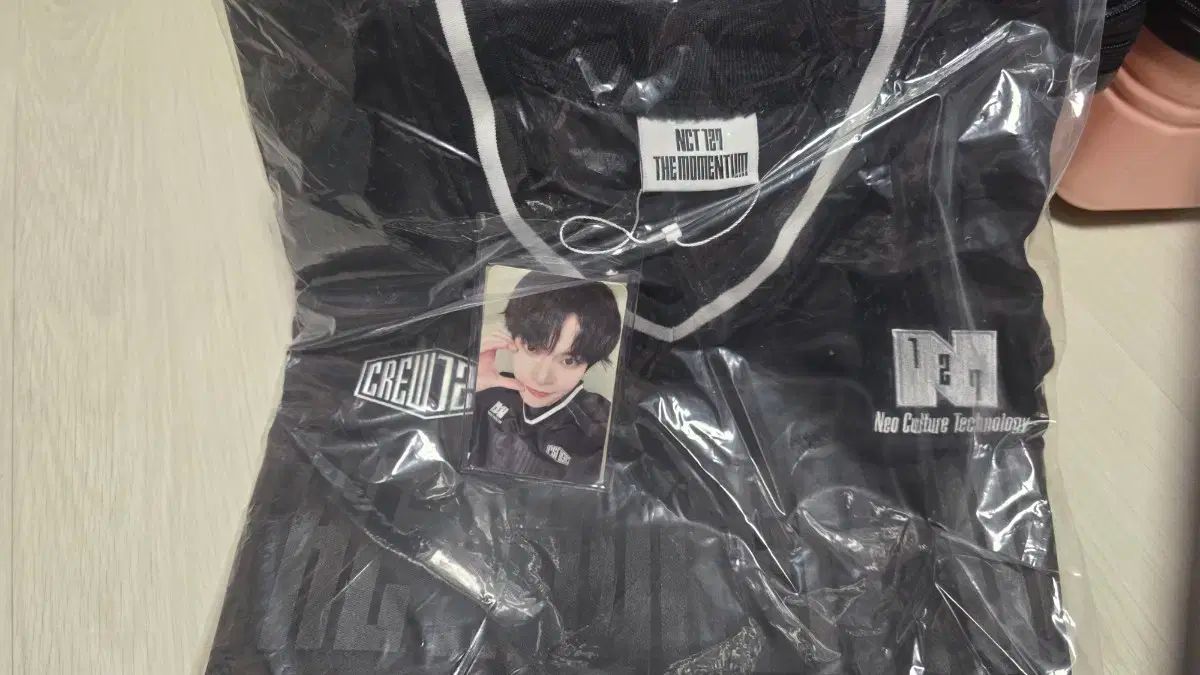 NCT127 ウール プルオーバー ドヨン DOYOUNG