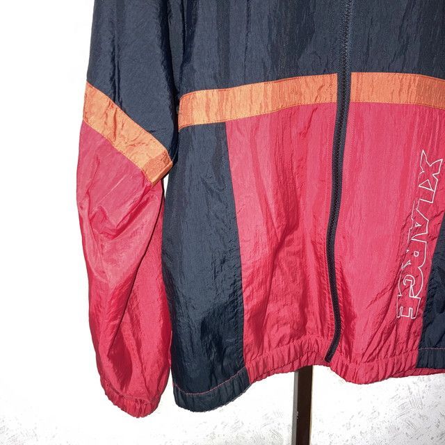 エクストララージ ×