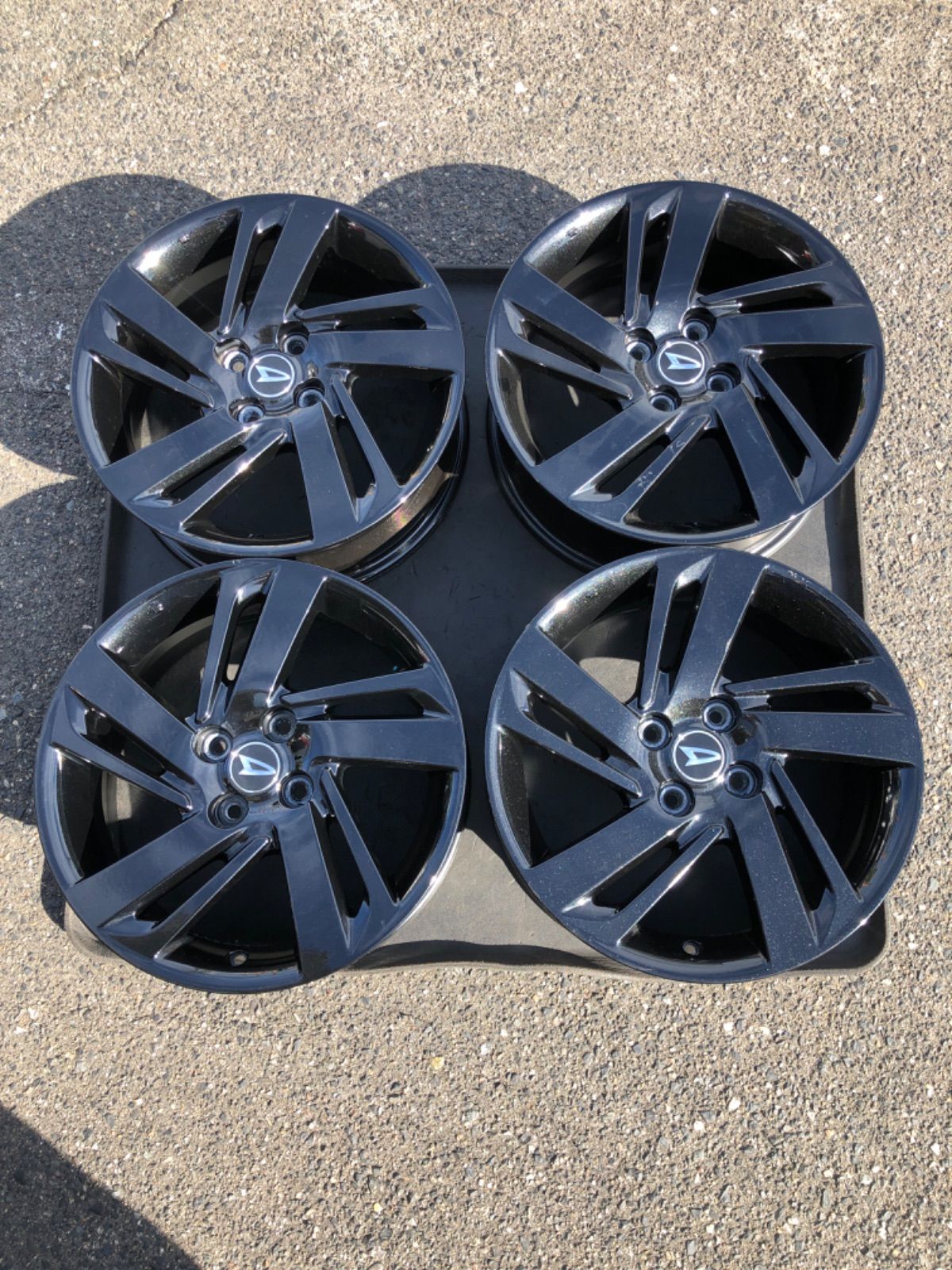 ダイハツ ロッキー 純正アルミホイール 16インチ 6J +40 トヨタ