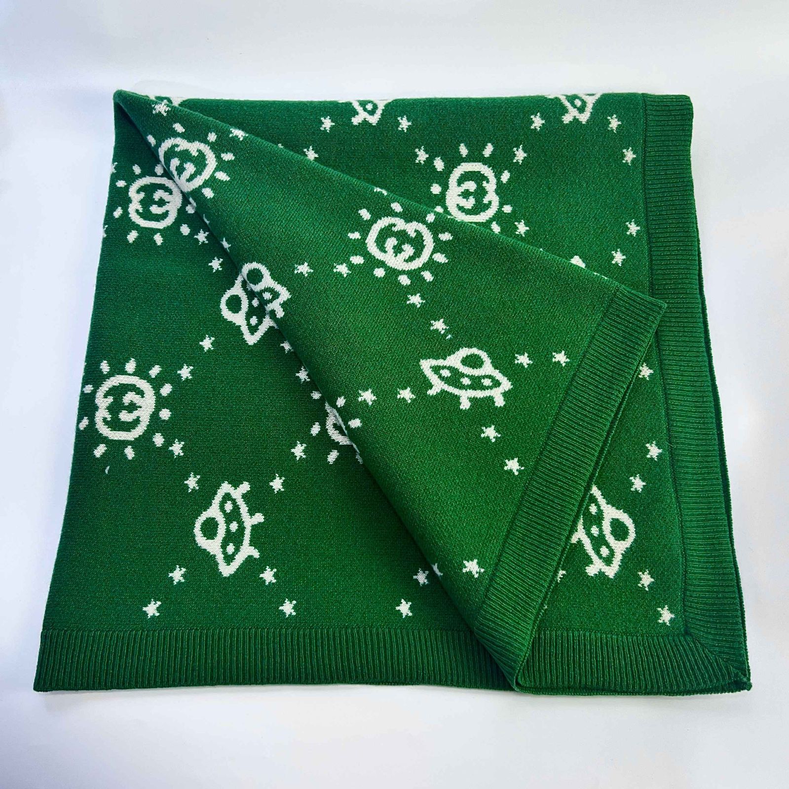 100％品質保証！ GUCCI グッチ GG UFO ロゴ ウール ブランケット 毛布 グリーン ホワイト ウール 85cm 箱 レディース キズ ファション小物 衣料品 ♥品 aua44301070611 激安大特集！