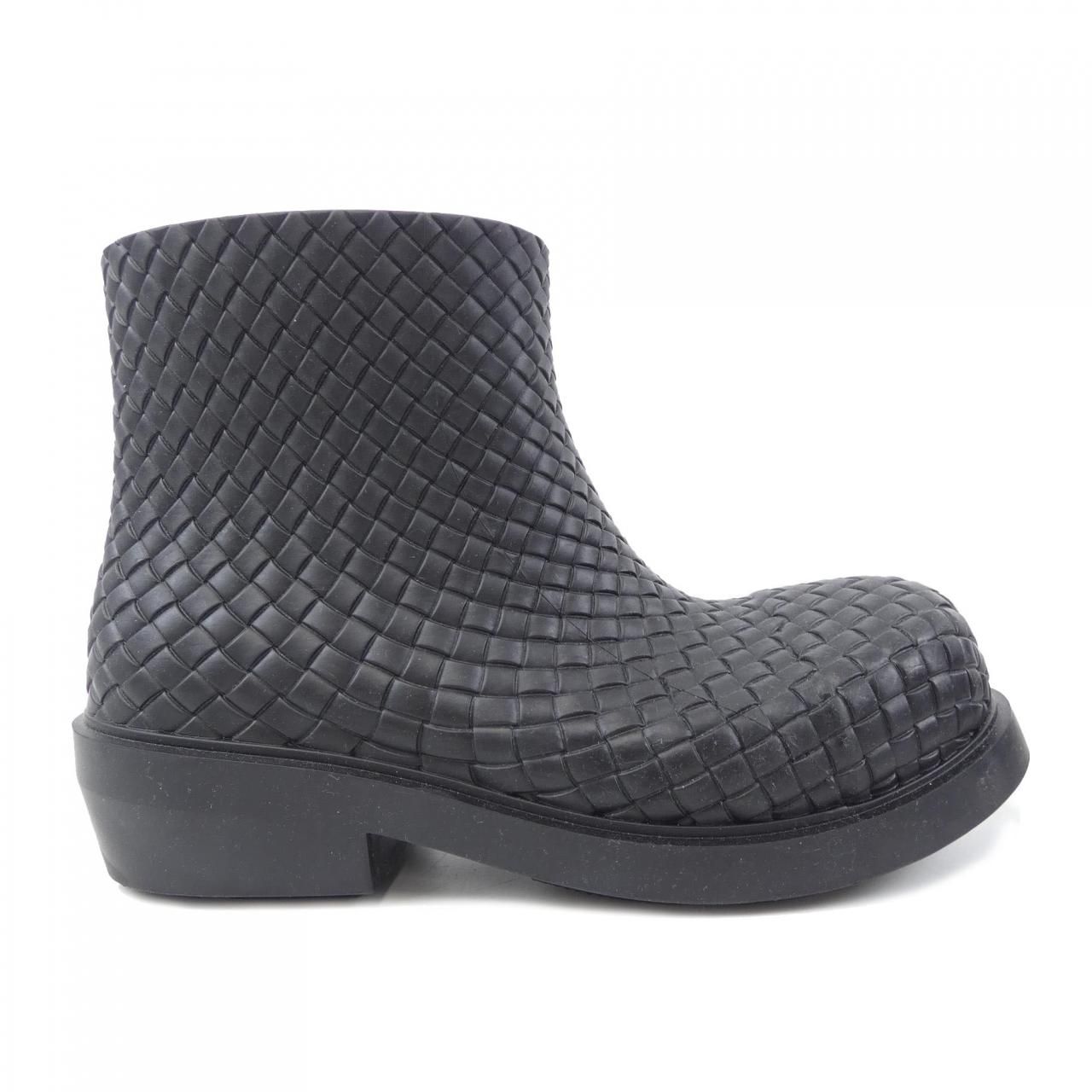 ボッテガ タイヤブーツ 黒 43 28cm ボッテガ タイヤブーツ 黒 43 28cm