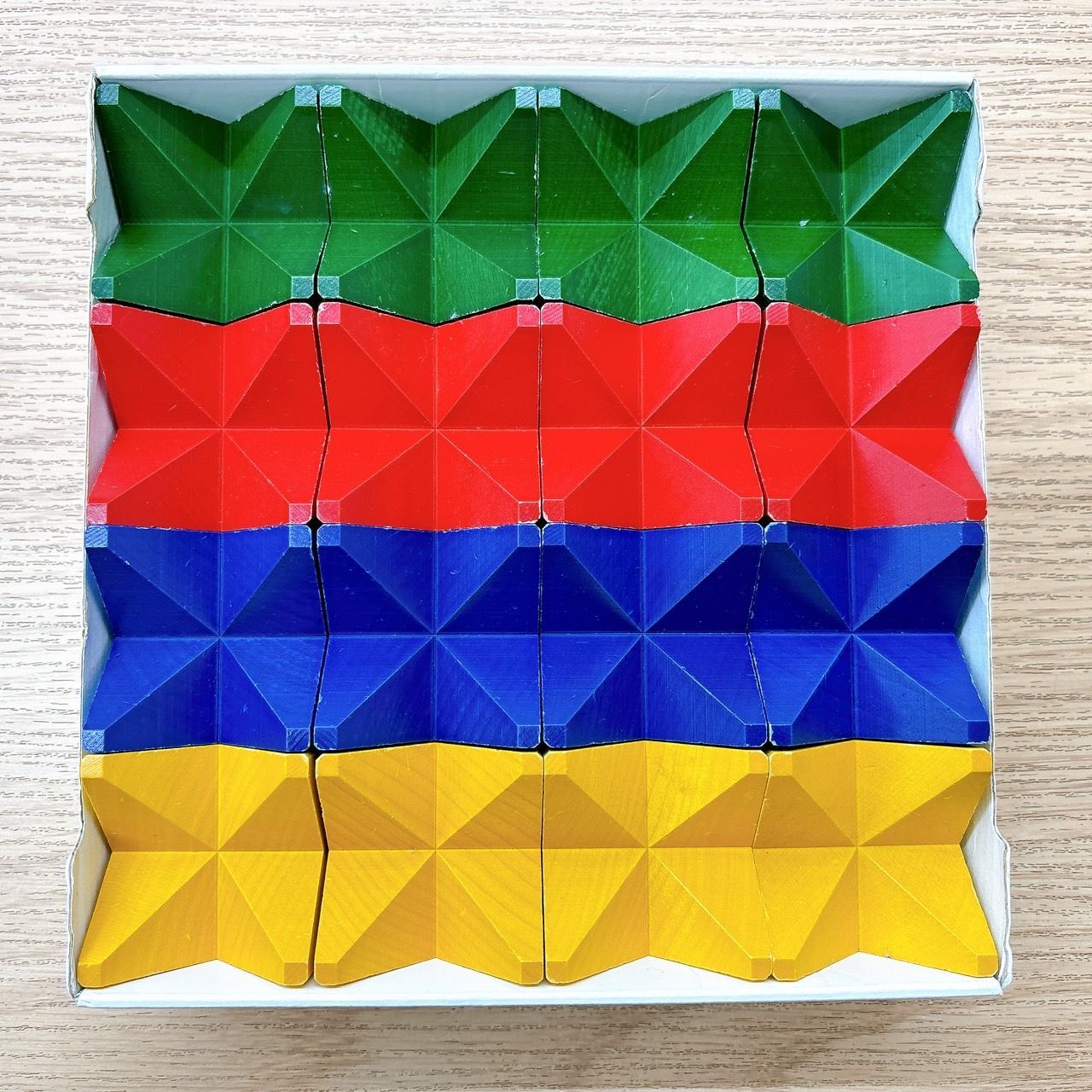 Naef Spiel カラフル木製パズル ネフスピール AID - メルカリ