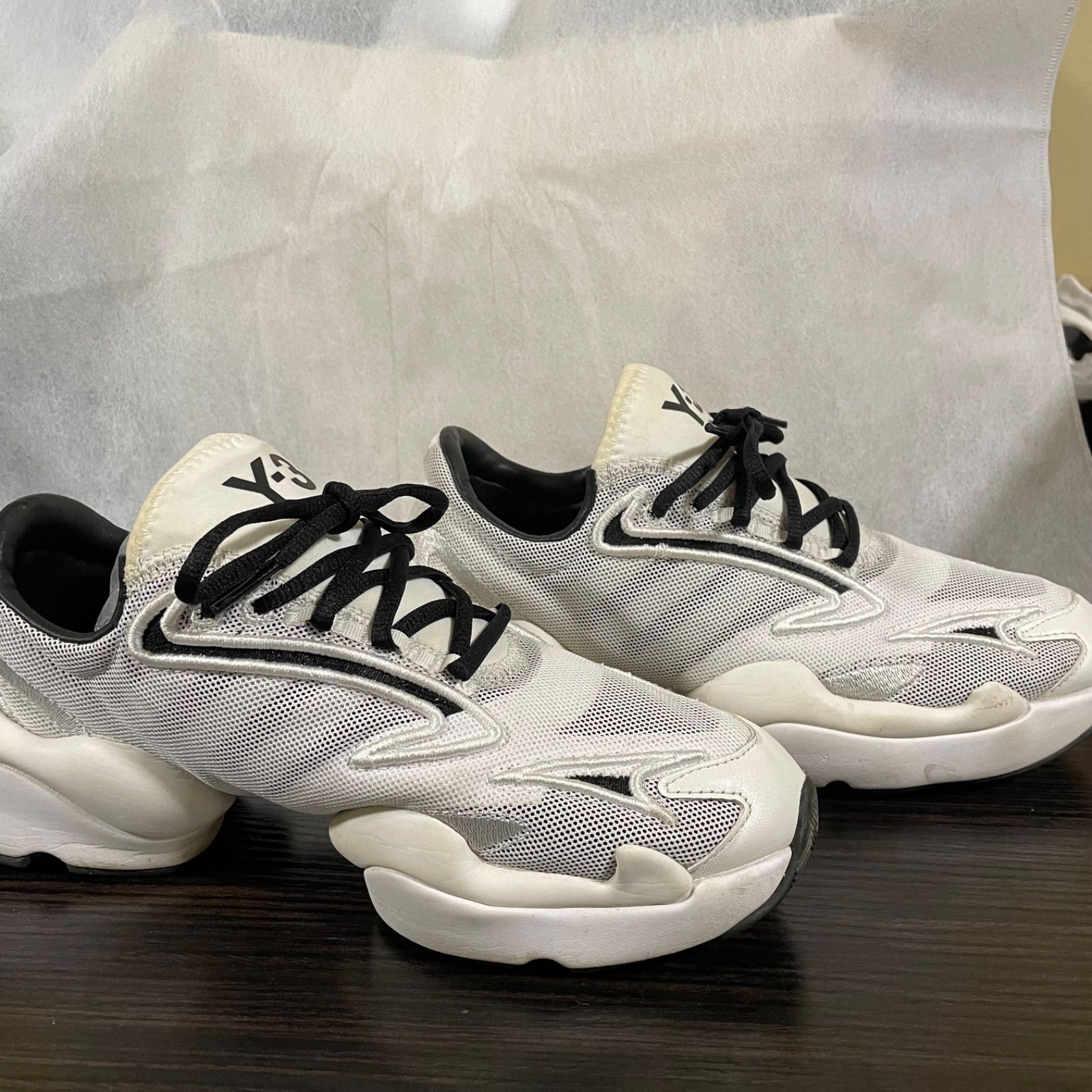 ☆ Y-3 REN ヨウジヤマモト×アディダス コラボスニーカー 黒×白 25.5cm 