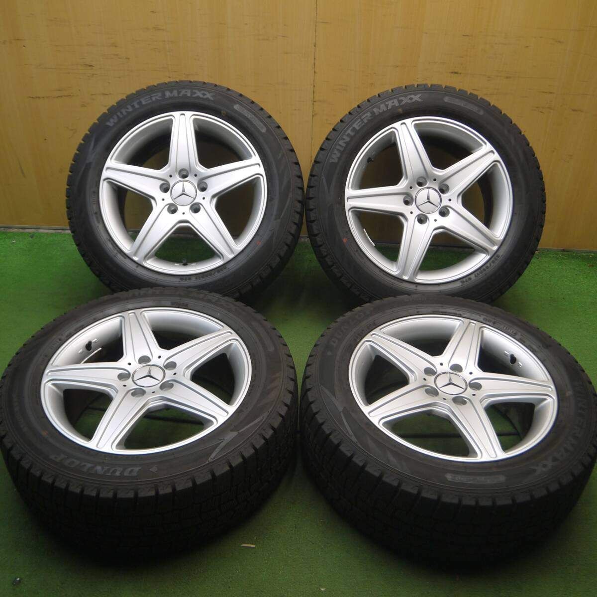 バリ溝 キレイ 9.5分 ベンツ 等 AGA 225|55R17 スタッドレス ダンロップ ウインターマックス WM02 PCD112|5H 4061903Hス