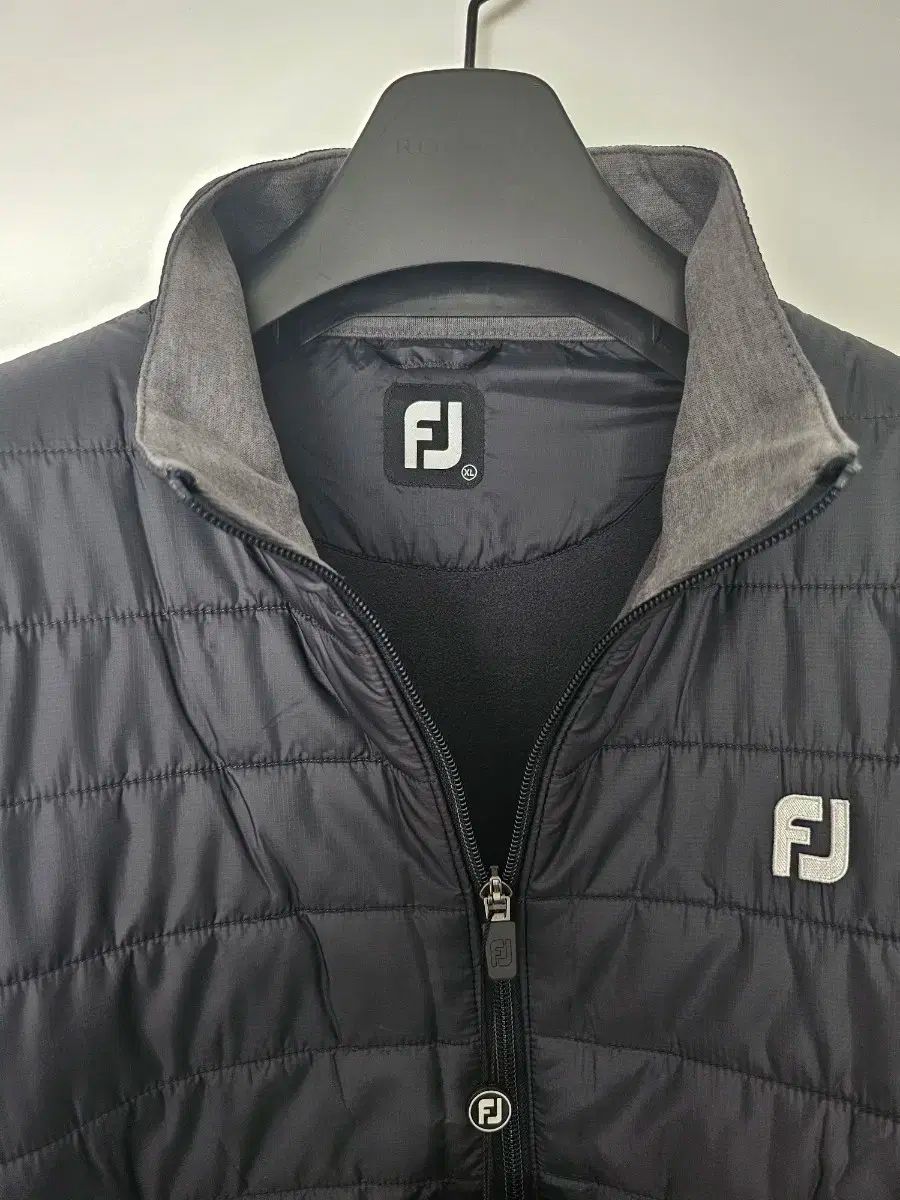 FJ フルジップアップ