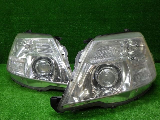 10アルファード ヘッドライト 左右 HID ANH MNH 10⁄15 後期 58-17 7