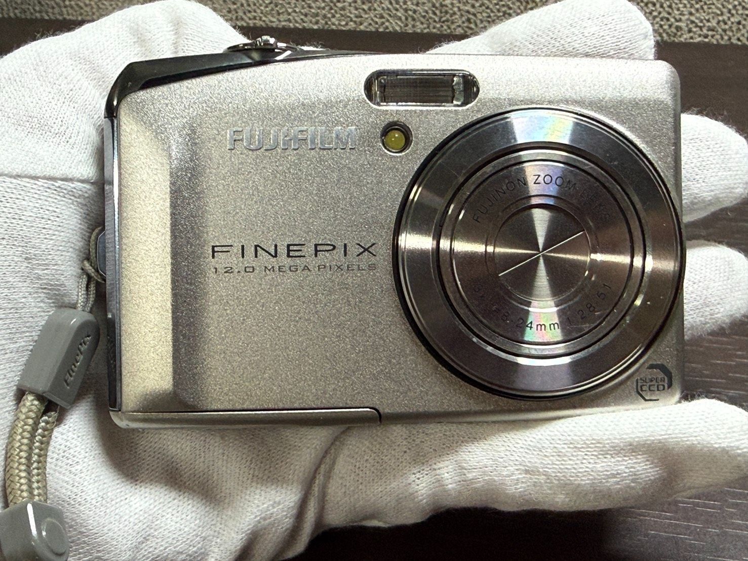 動作未確認　富士フィルム　FINEPIX　F50fd　コンパクト　デジタルカメラ 動作未確認 デジタルカメラ FUJIFILM 「FinePix F50fd」富士