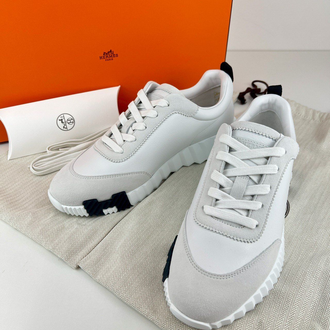 新品未使用 HERMES エルメス スニーカー バウンシング ホワイト