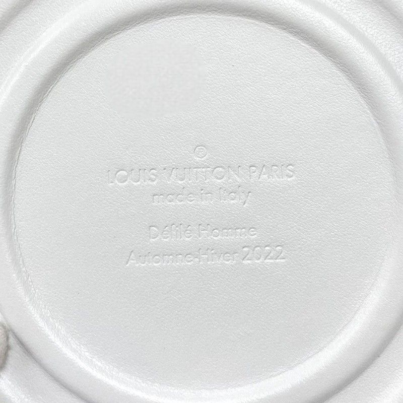 LV ペイントカン