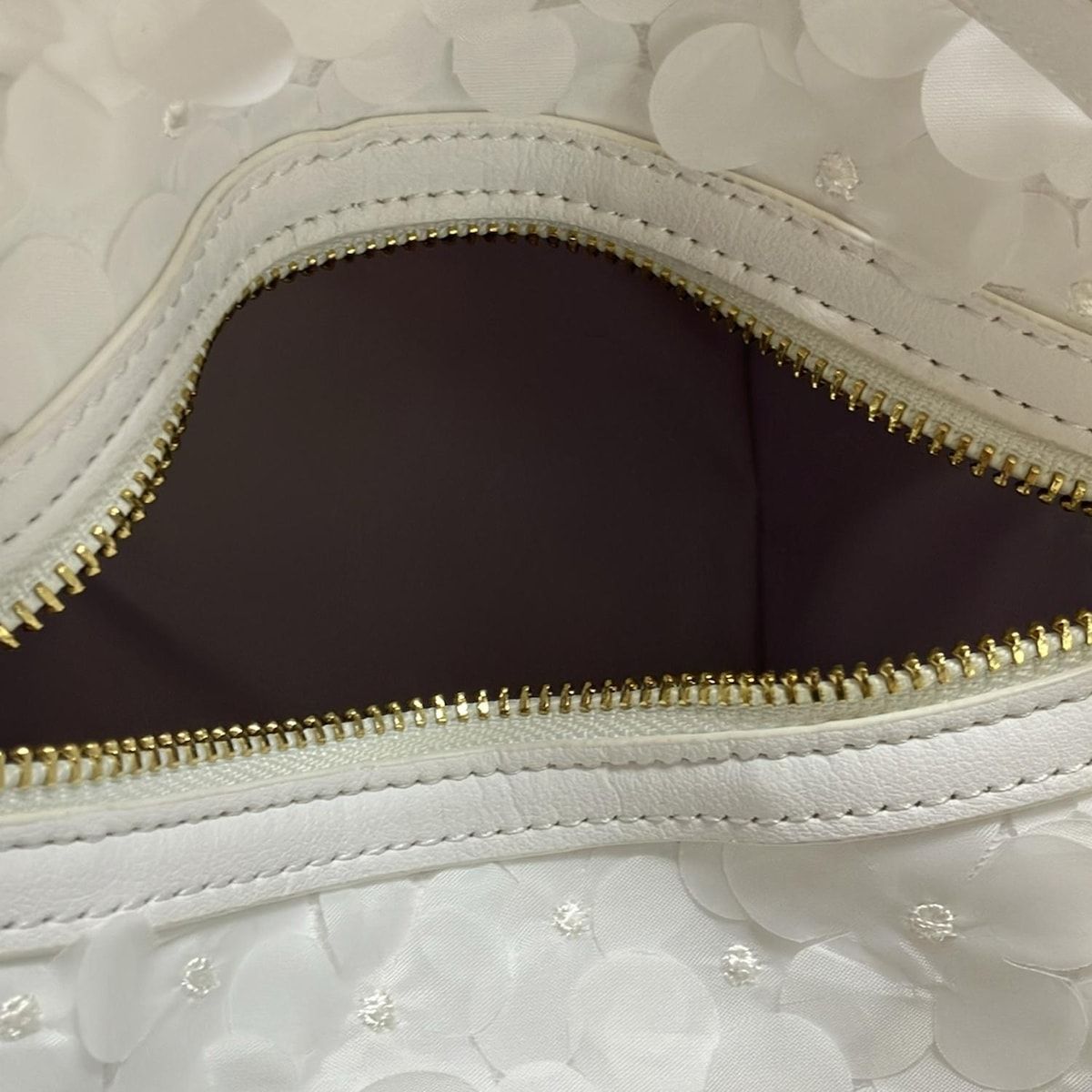B. FLORET BOX BAG　ホワイト BIBIY. MADE | B. FLORET BOX BAG WHITE｜Bibiy.