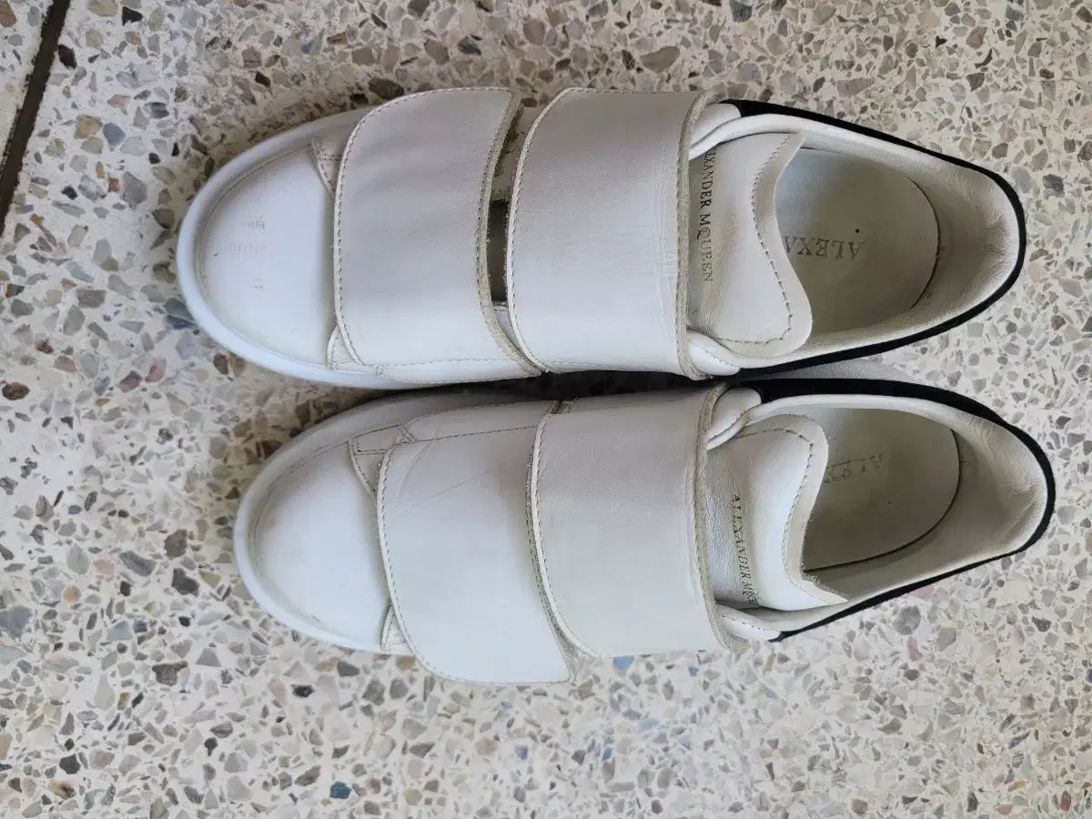 alexander mcqueen アレキサンダーマックイーン 39 千ウォン 35 1 2