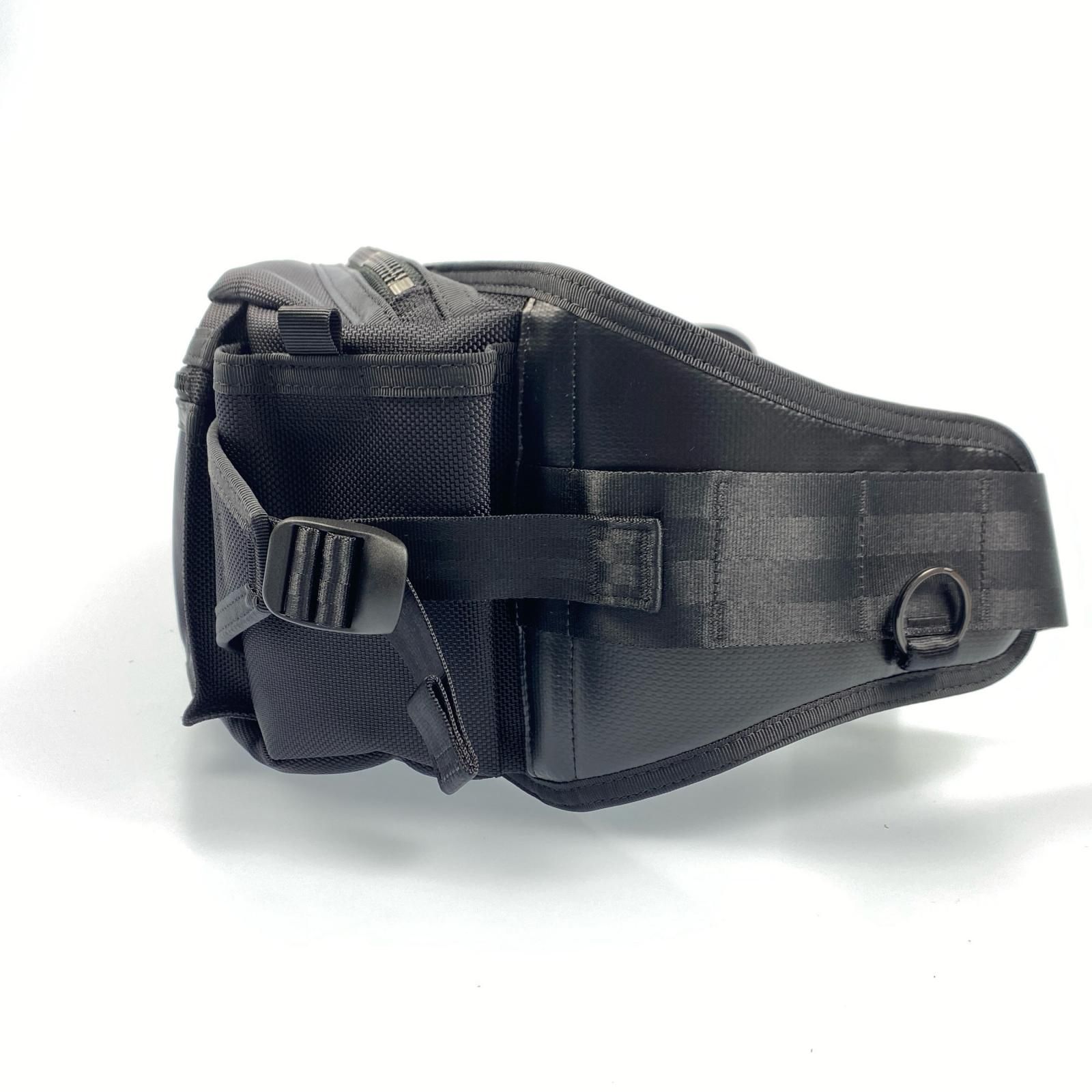 ウエストバッグ