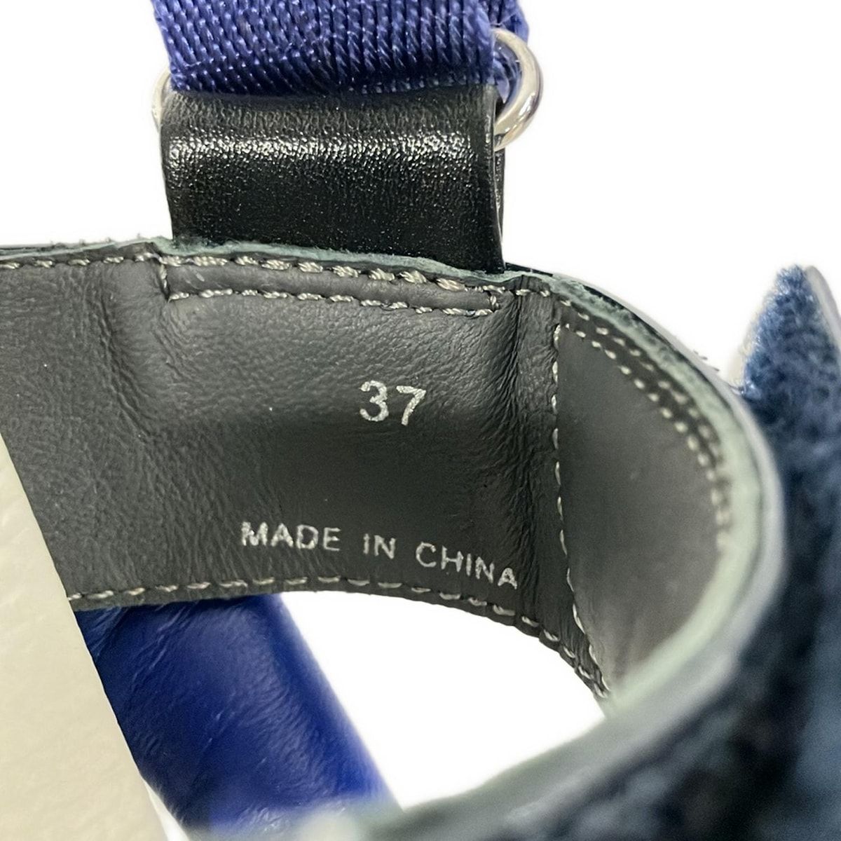 新品未使用　ユナイテッドヌード　ファーサンダル　37 UNITEDNUDE(ユナイテッドヌード) サンダル 37 レディース