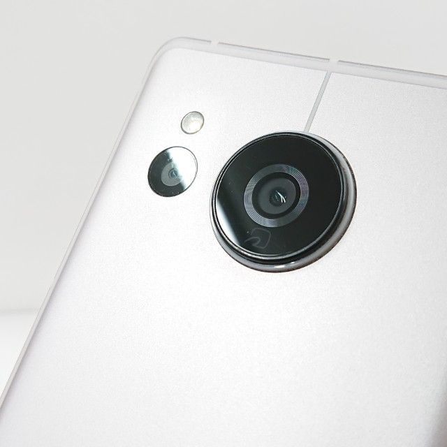 AQUOS sense7 SH-53C ドコモ ライトカッパー 送料無料 本体
