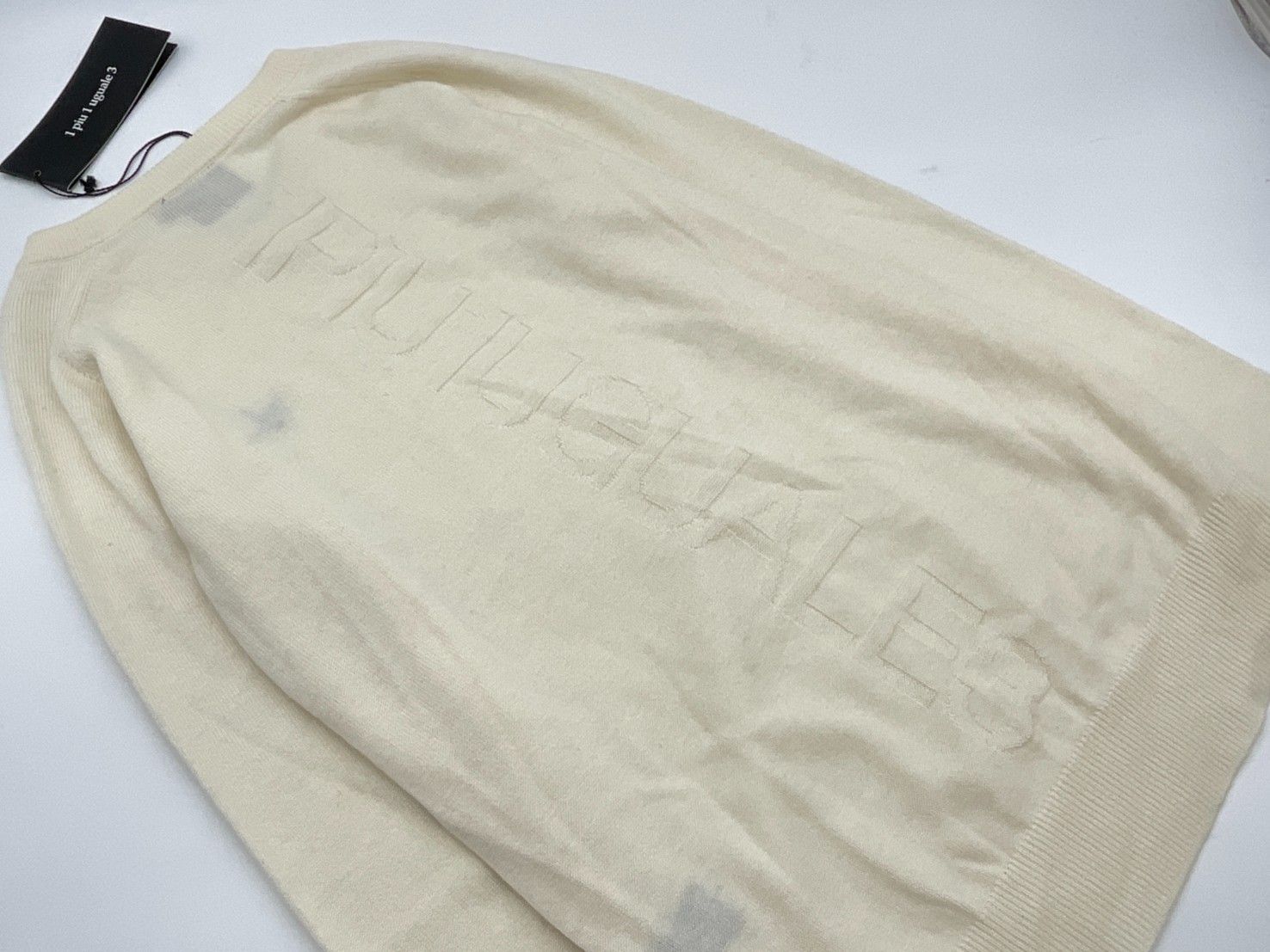 1PIU1UGUALE3 GOLF Vネックバックロゴニット セーター M