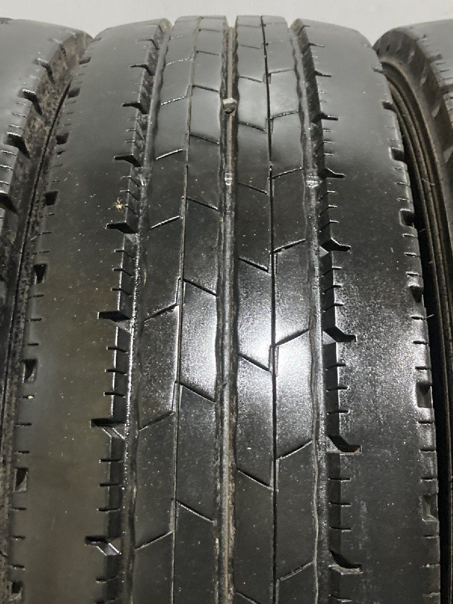 DUNLOP ENASAVE SPLT50 215/70R17.5 118/116L LT 17.5インチ ライトトラック用 夏タイヤ 6本 22年製 バリ溝 ダイナ等　(KTT163)