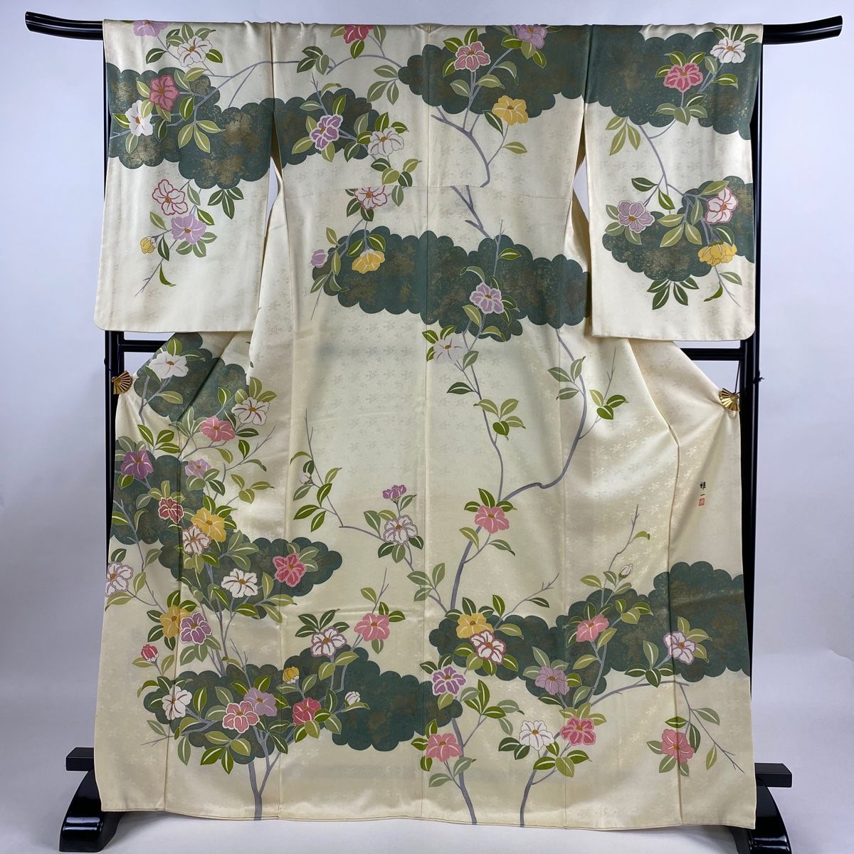 訪問着 身丈168cm 裄丈69cm L 袷 落款 椿 雲文 刺繍 金彩 薄黄 正絹 名品