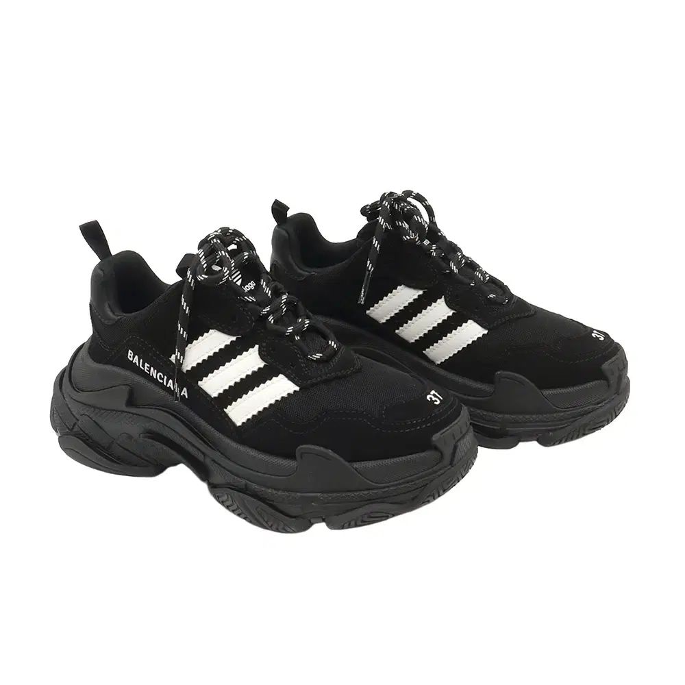 人気BALENCIAGA トリプルS 42 ブラック美品 BALENCIAGA(バレンシアガ) X adidas(アディダス) ブラック