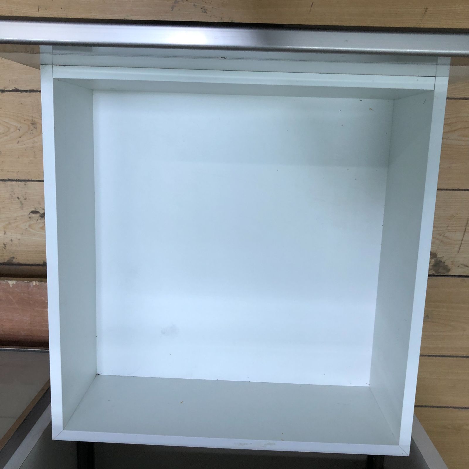 ニトリ ポスティア 135 WH カウンター キッチン収納 食器棚 コンセント