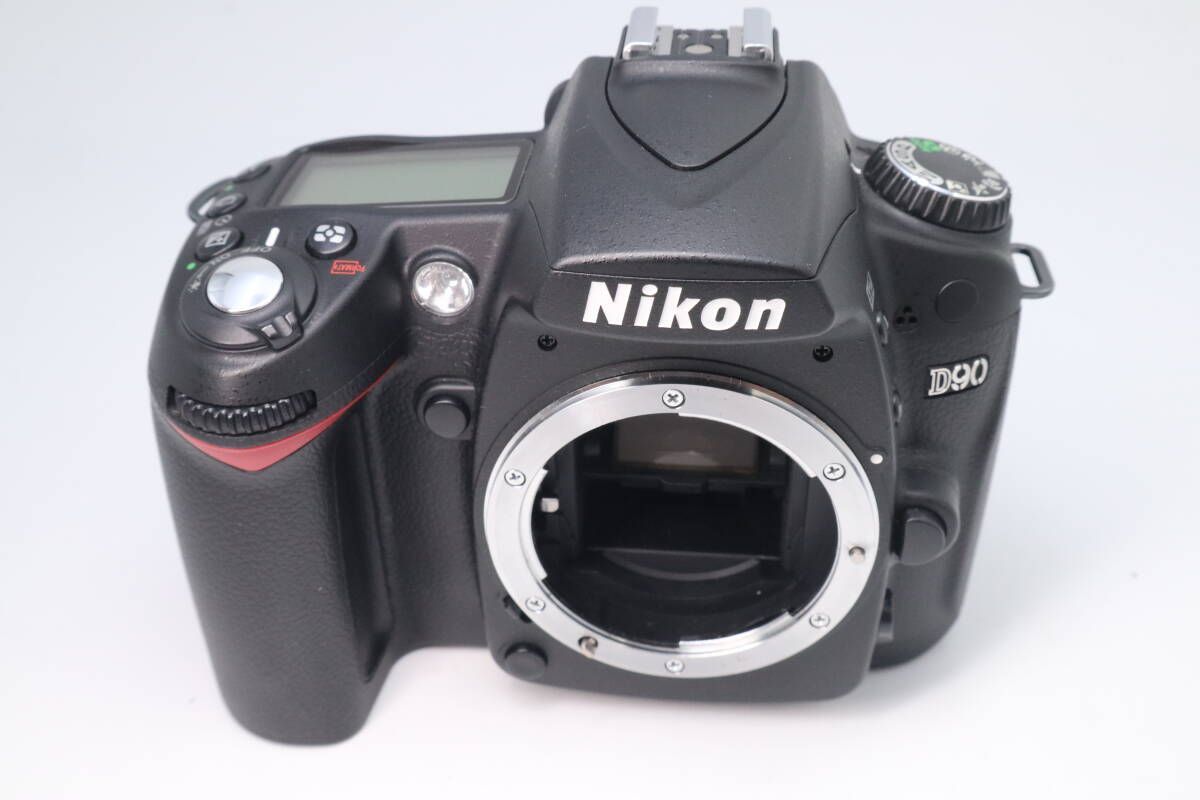 ★美品★Nikon ニコン D90 ボディ #18940 □美品 Nikon ニコン D90 ボディ デジタル一眼レフカメラ