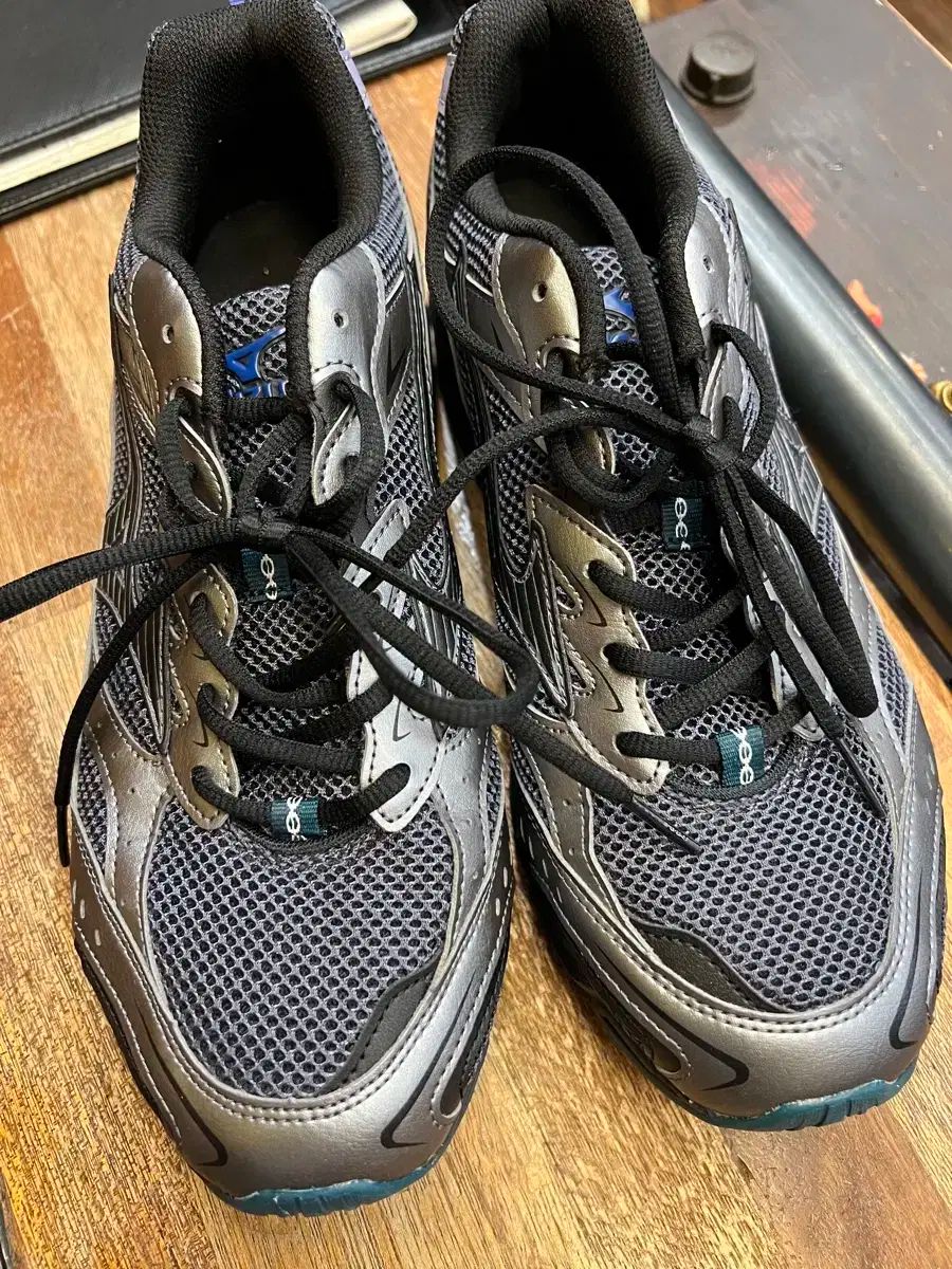 ミズノ mxr オデッセイ グレー スニーカー ほぼ OLIVEOS_COM_TR